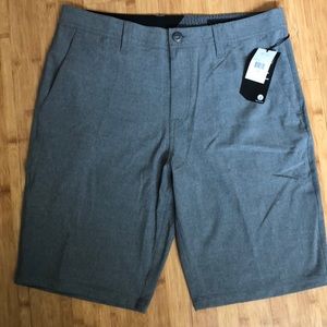 Volcom shorts men’s size 34